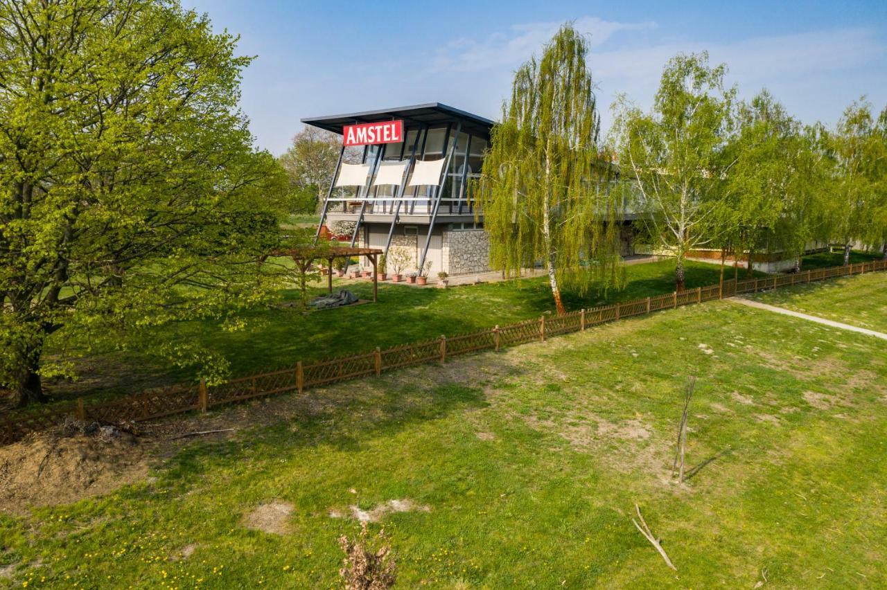 Amstel Hattyu Panzio -Erintesmentes Bejelentkezes ジュール エクステリア 写真
